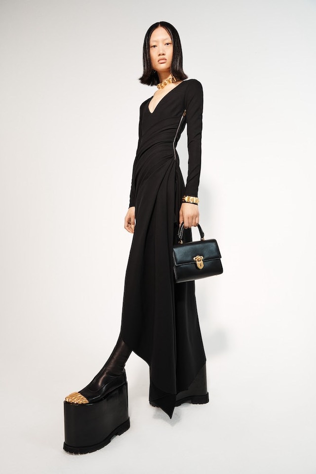 Schiaparelli AW21 0