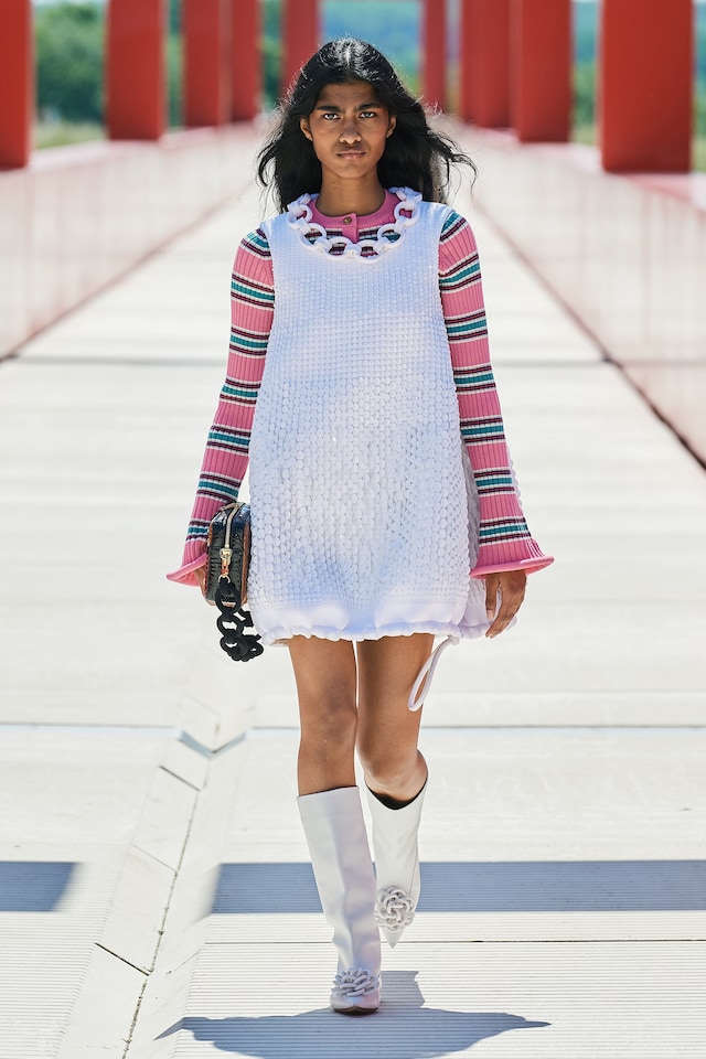 Louis Vuitton Cruise 2022 womenswear 7