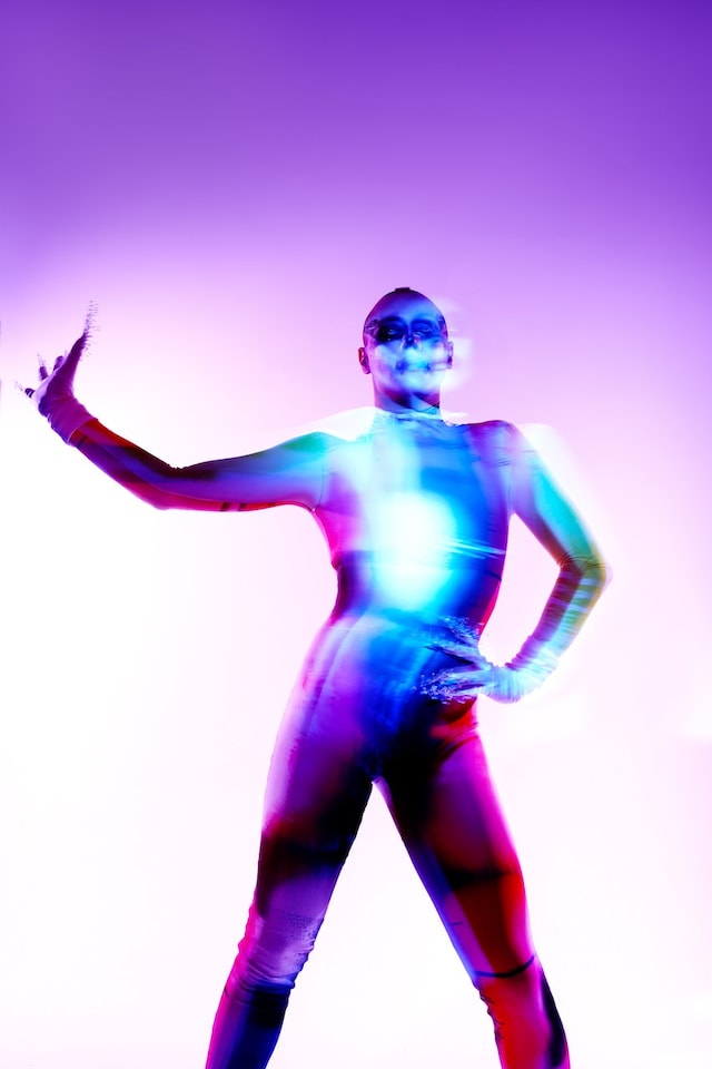 Russian drag queen Lorina Rey is breaking down boundaries 16