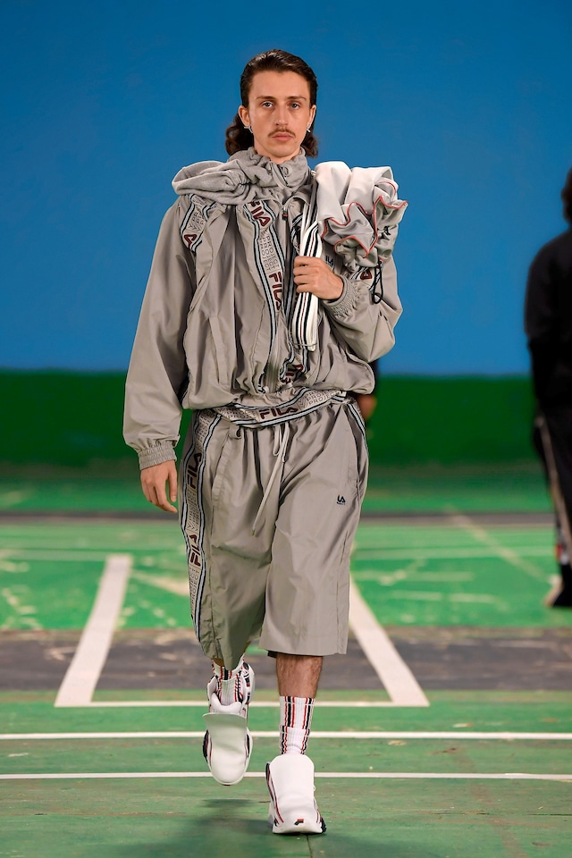 Y/Project SS22 Paris Fashion Week collection Glenn Martens 14