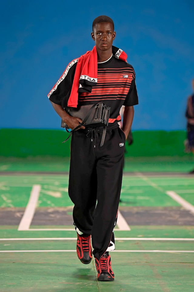 Y/Project SS22 Paris Fashion Week collection Glenn Martens 15
