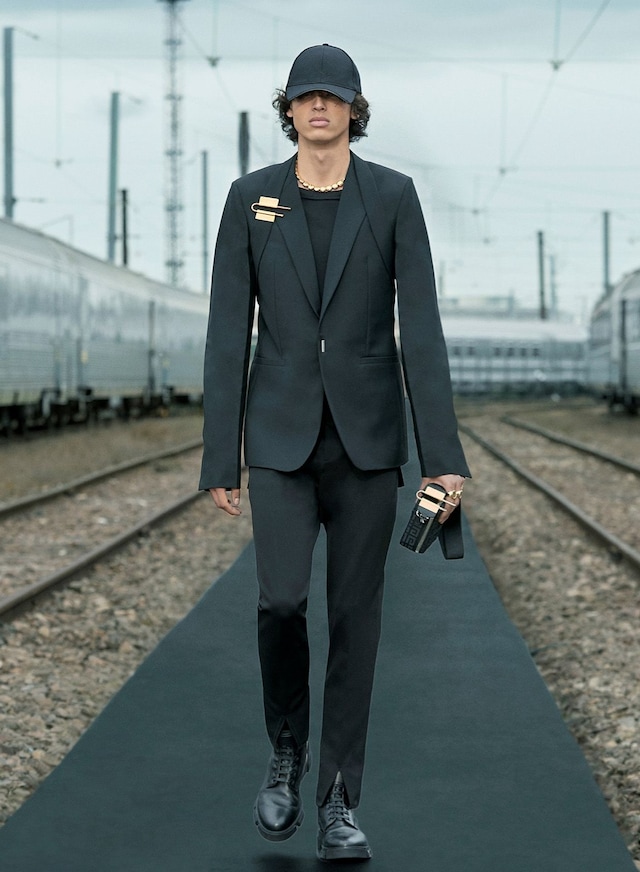 Givenchy Resort 2022 9