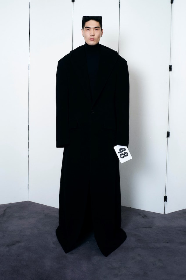 Balenciaga Haute Couture AW21 14