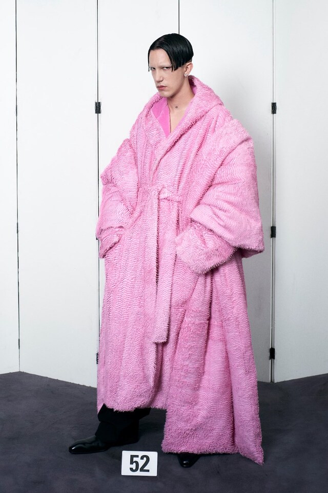 Balenciaga Haute Couture AW21 18