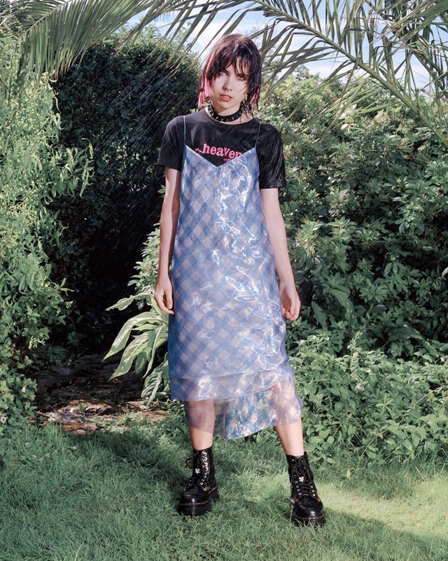 DR MARTENS GOES TO HEAVEN