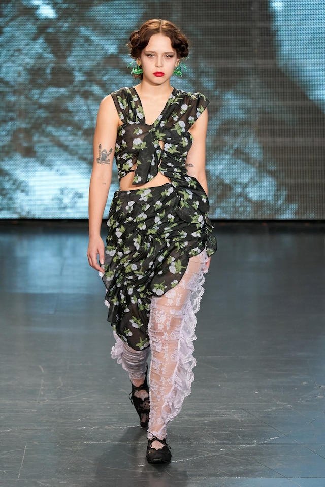 Yuhan Wang SS22 22