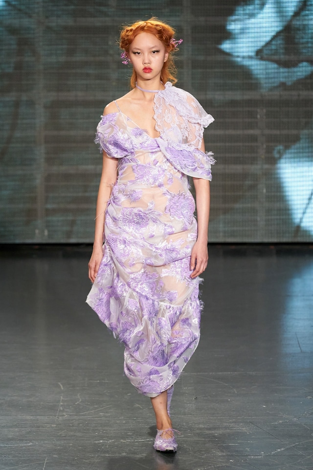 Yuhan Wang SS22 25