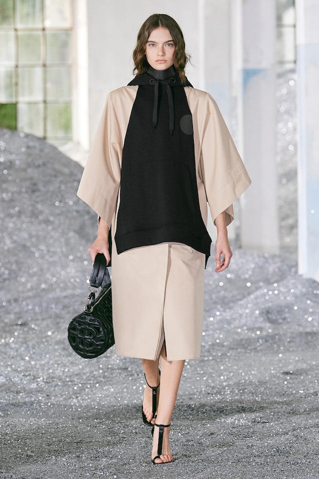 Burberry SS22 Womenswear 5