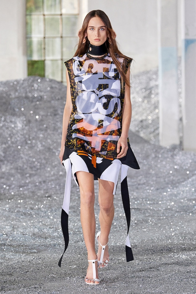 Burberry SS22 Womenswear 6