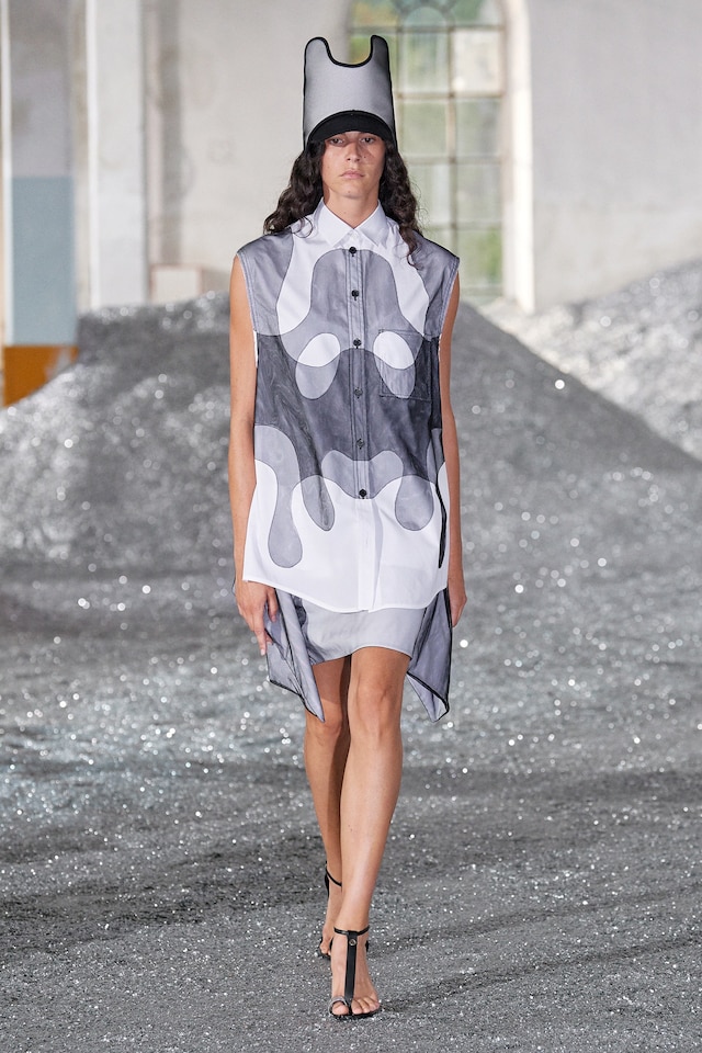 Burberry SS22 Womenswear 8