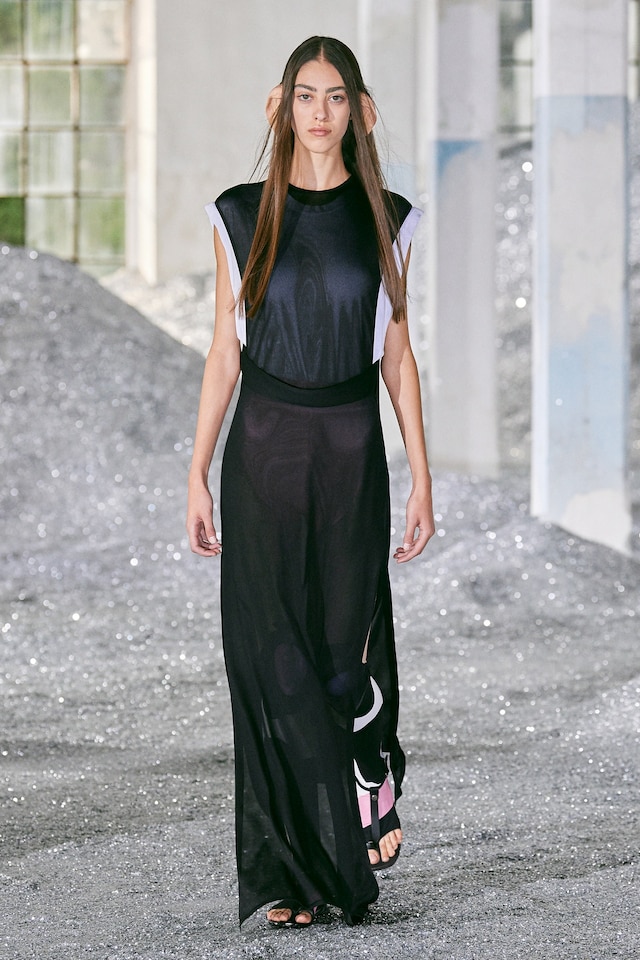 Burberry SS22 Womenswear 10