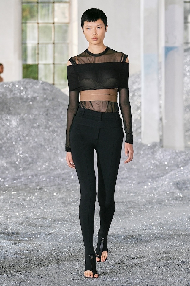 Burberry SS22 Womenswear 11
