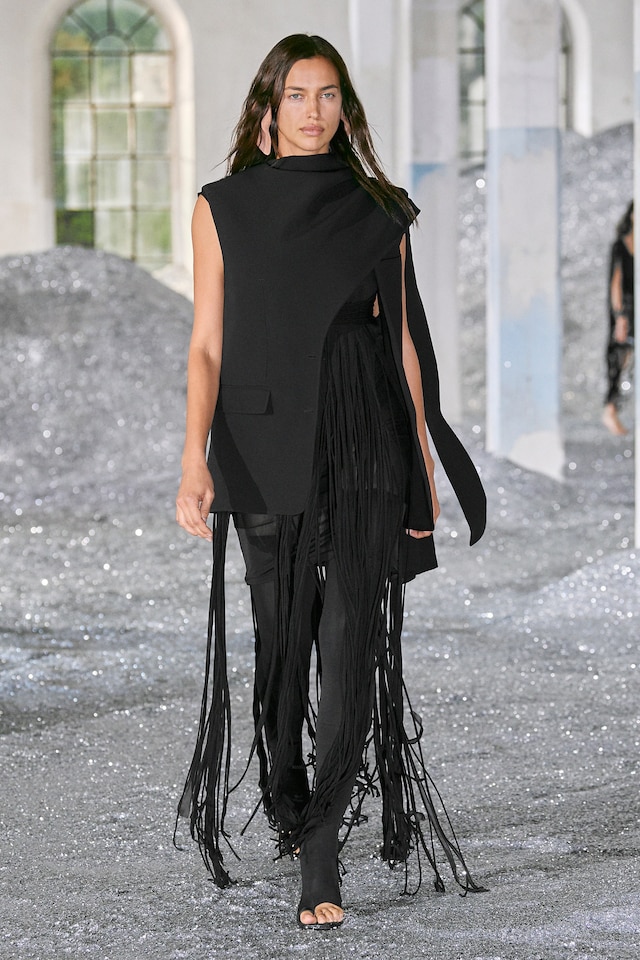 Burberry SS22 Womenswear 16