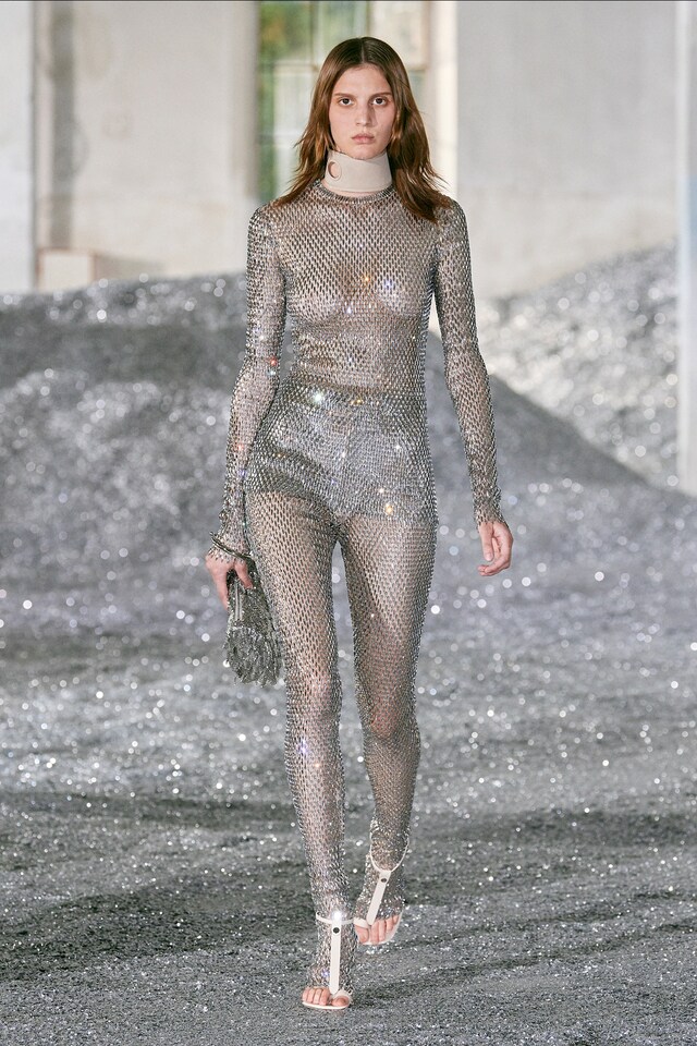 Burberry SS22 Womenswear 20