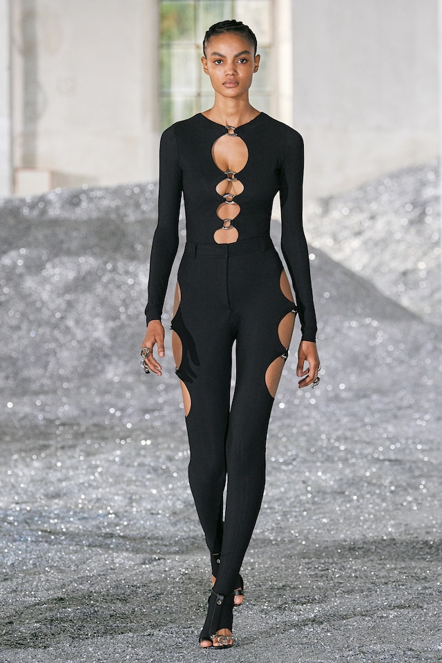 Burberry SS22 Womenswear 21