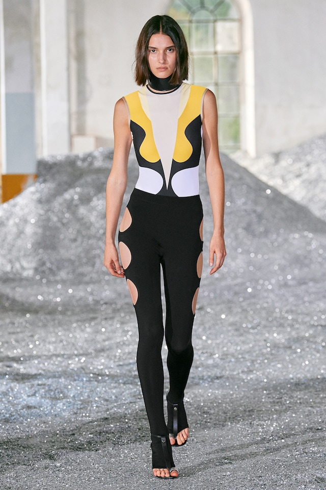 Burberry SS22 Womenswear 22