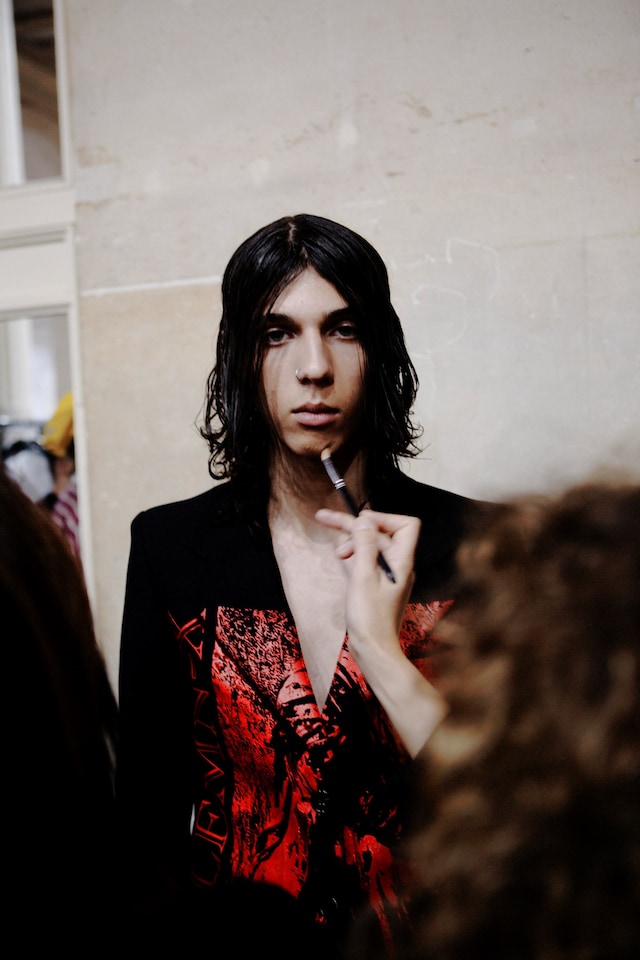 Raf Simons SS22 collection Paris Fashion Week 4