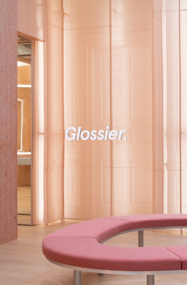 Glossier London 02 1