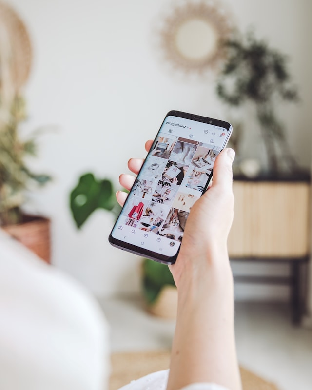 Phone social media