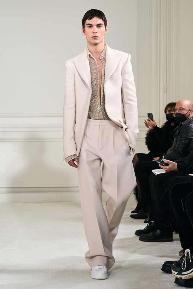 Valentino Spring Couture 2022 17