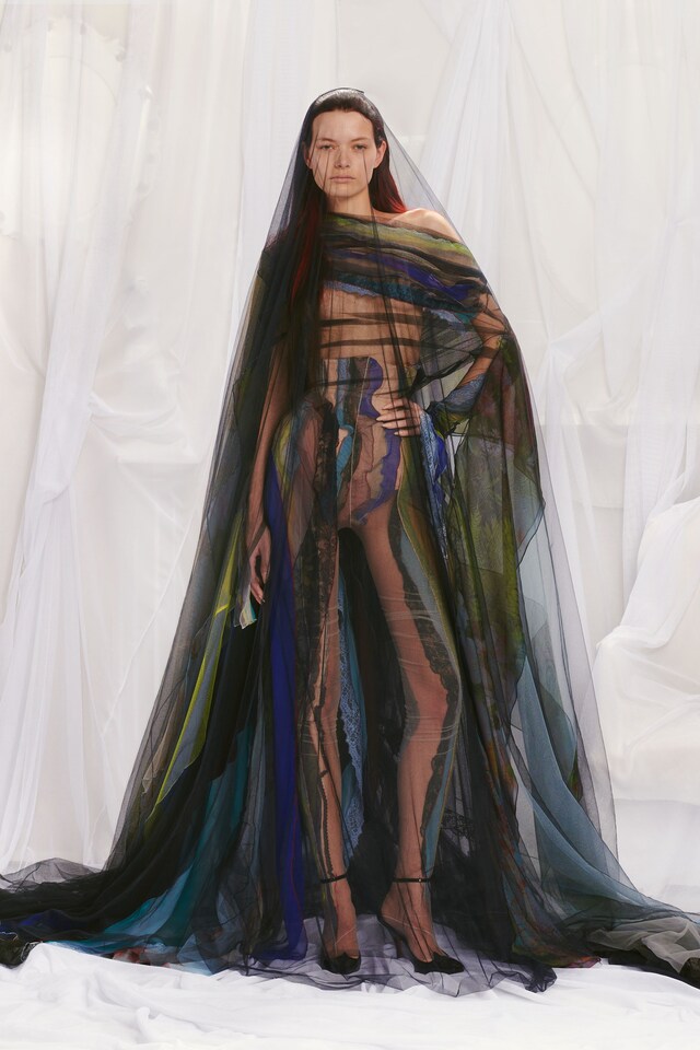 Jean Paul Gaultier SS22 couture by Glenn Martens 14