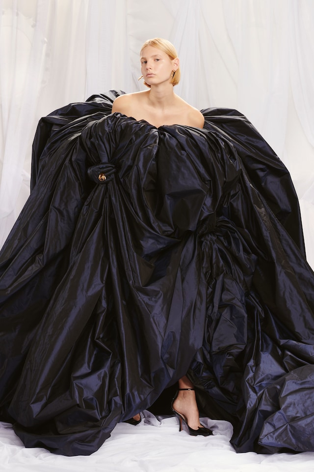 Jean Paul Gaultier SS22 couture by Glenn Martens 19