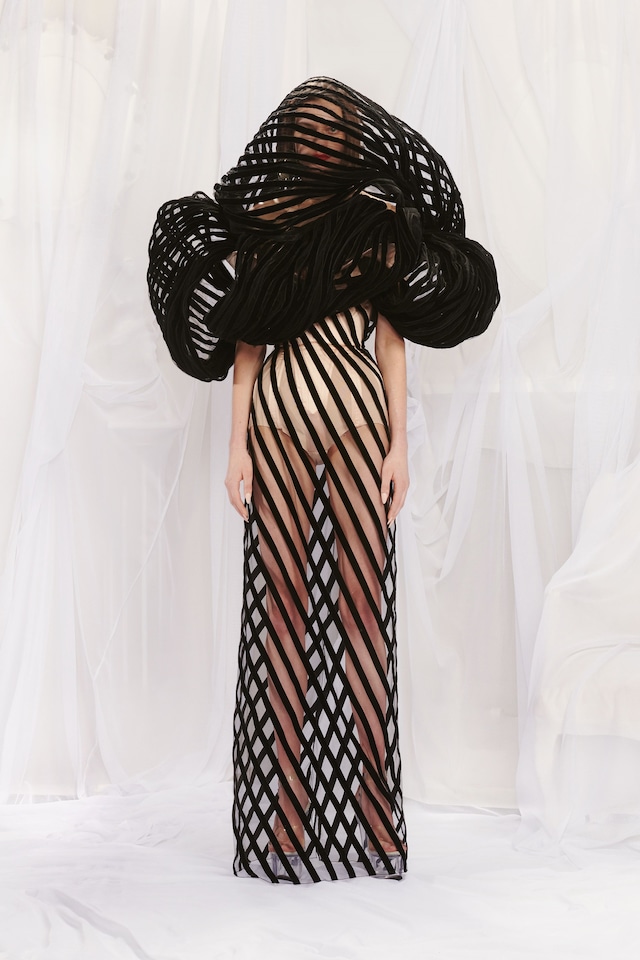 Jean Paul Gaultier SS22 couture by Glenn Martens 26
