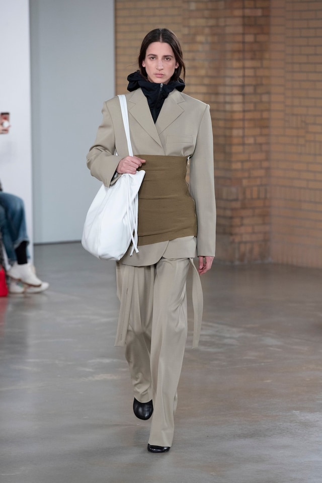 Proenza Schouler AW22, trench coat 16