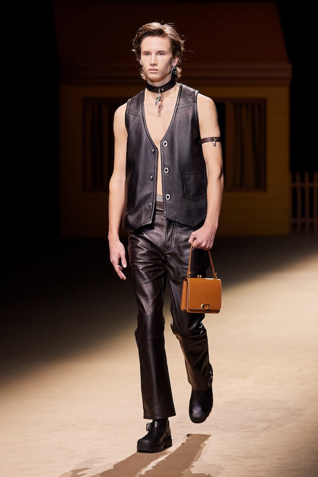 Coach, leather vest 36
