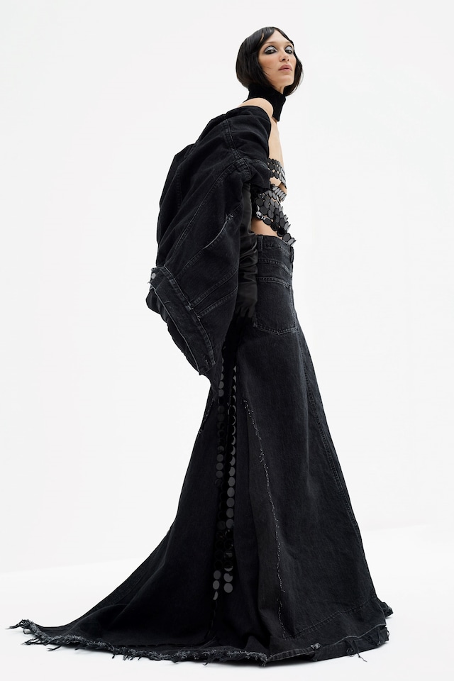 Marc Jacobs AW22, Bella Hadid 46