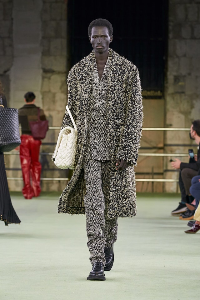 Bottega Veneta AW22 collection by Matthieu Blazy 24