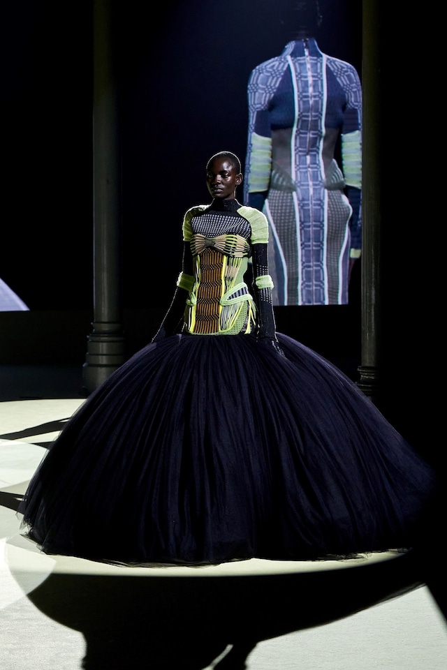 Balmain AW22 31