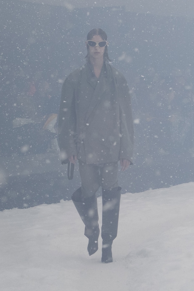 Balenciaga Paris Fashion Week AW22 collection 4