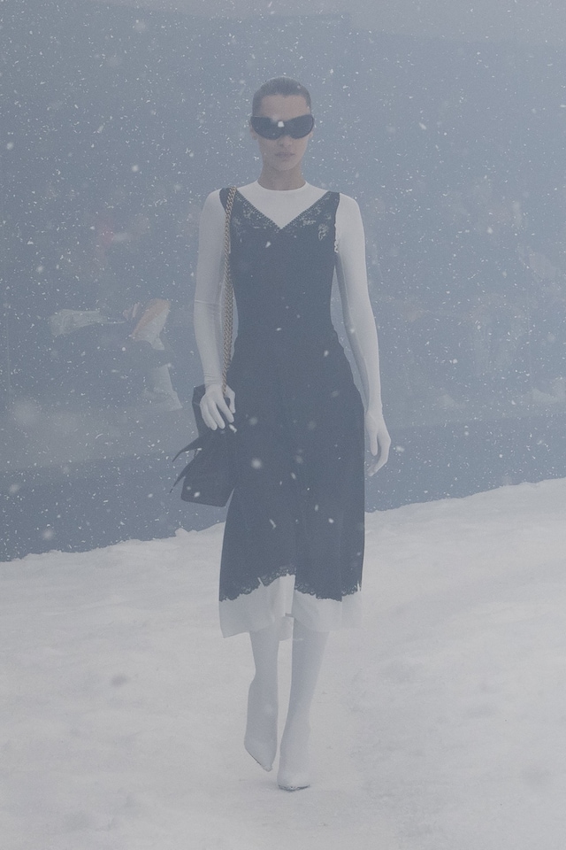 Balenciaga Paris Fashion Week AW22 collection 5
