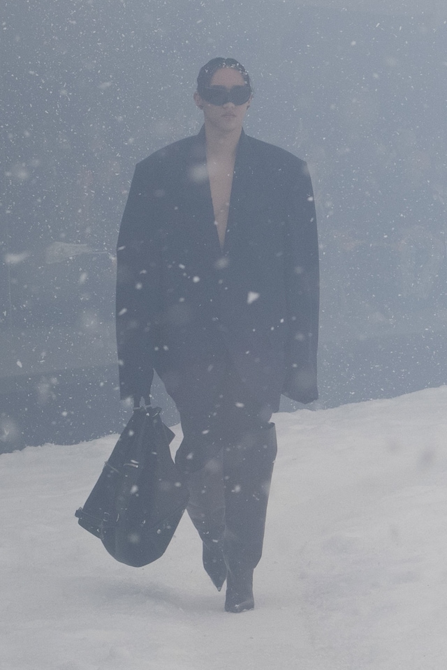 Balenciaga Paris Fashion Week AW22 collection 6