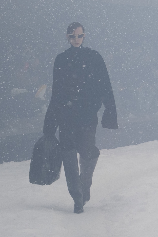 Balenciaga Paris Fashion Week AW22 collection 10