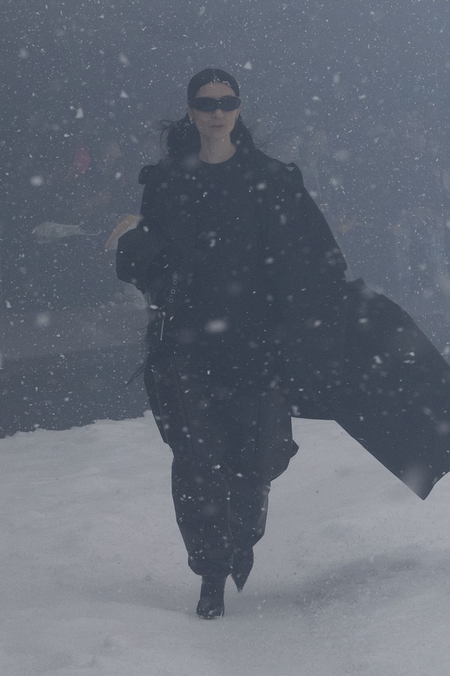Balenciaga Paris Fashion Week AW22 collection 16