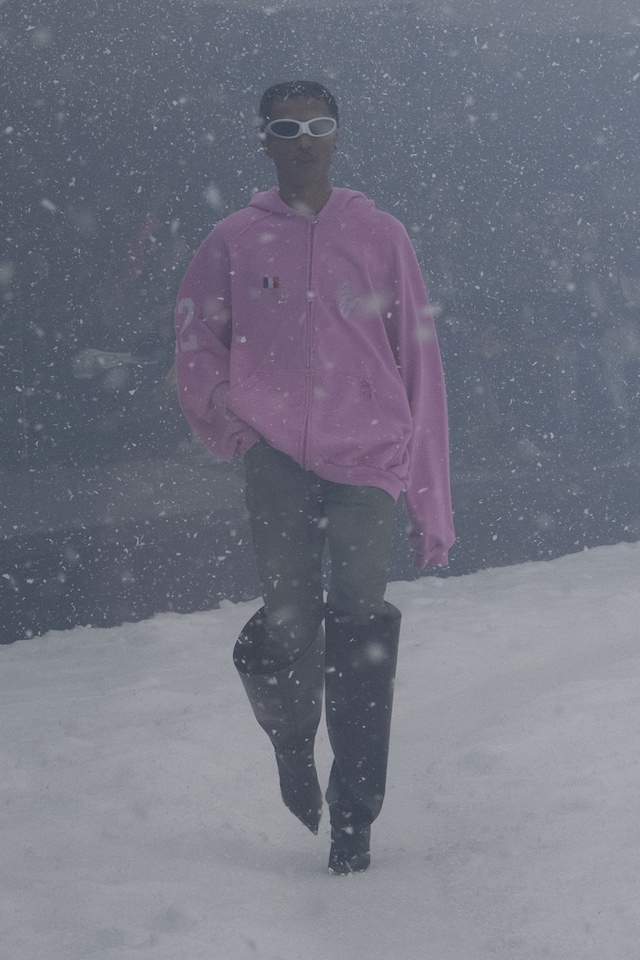 Balenciaga Paris Fashion Week AW22 collection 17