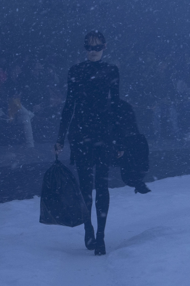 Balenciaga Paris Fashion Week AW22 collection 26