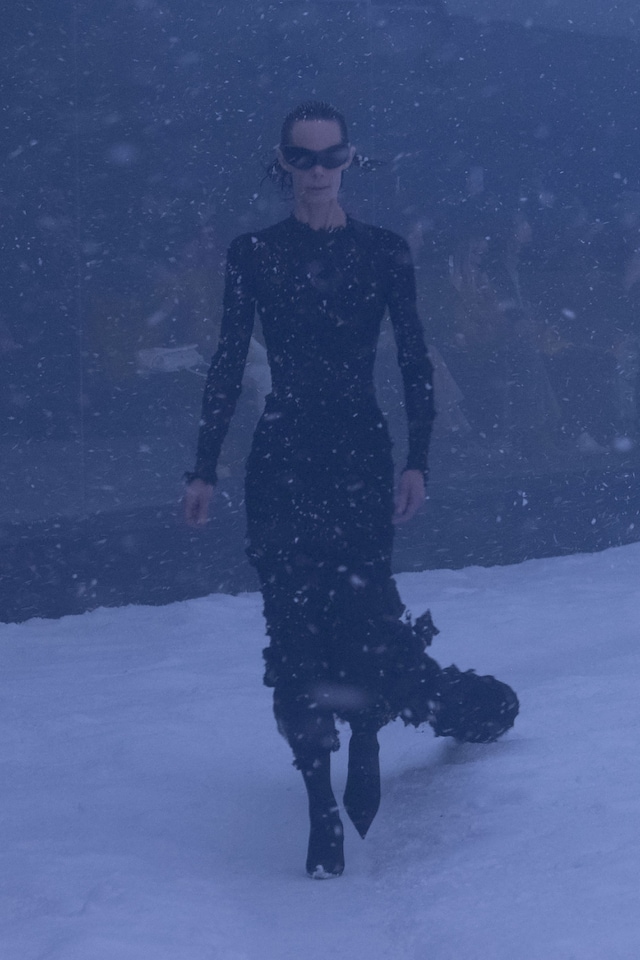 Balenciaga Paris Fashion Week AW22 collection 27