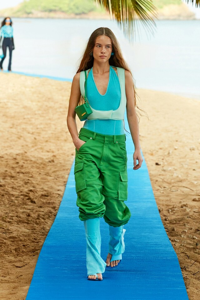 Jacquemus AW22 Hawaii 16