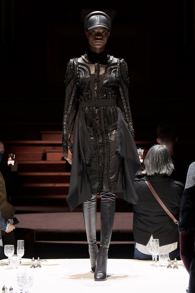 Burberry AW22 collection by Riccardo Tisci 3
