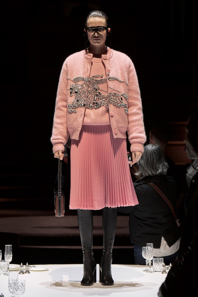 Burberry AW22 collection by Riccardo Tisci 8