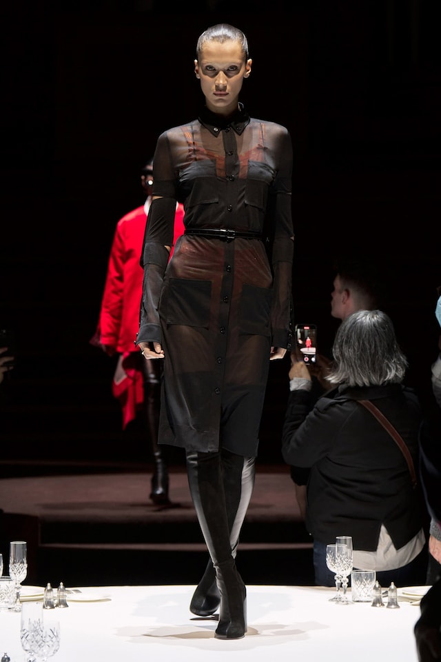 Burberry AW22 collection by Riccardo Tisci 14