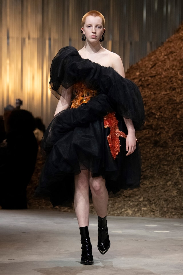 Alexander McQueen AW22 0