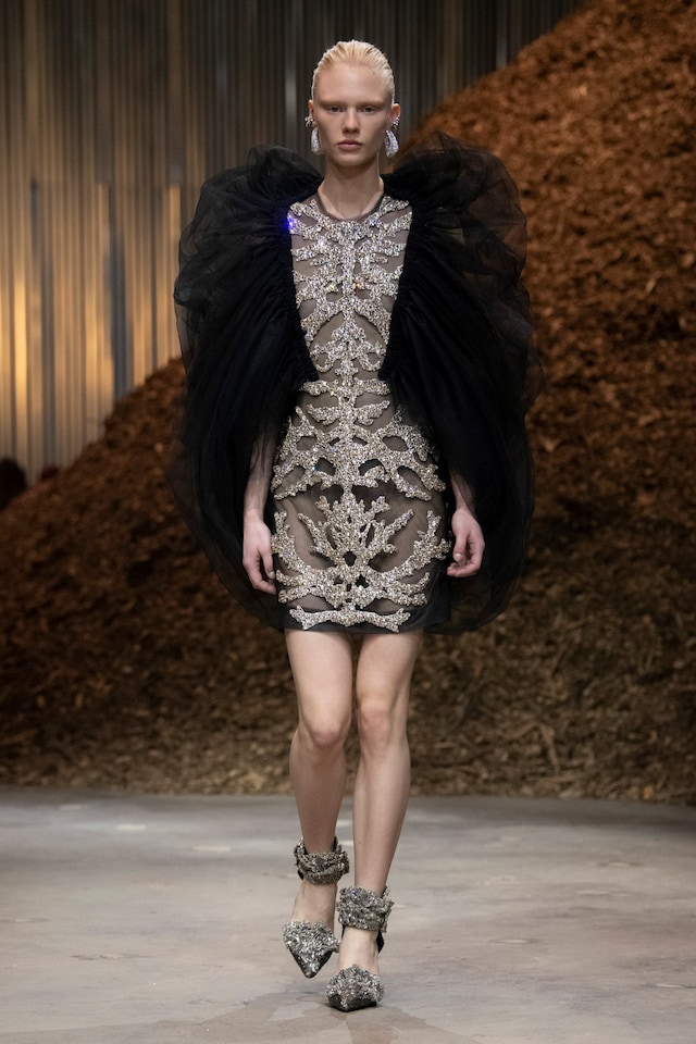 Alexander McQueen AW22 17