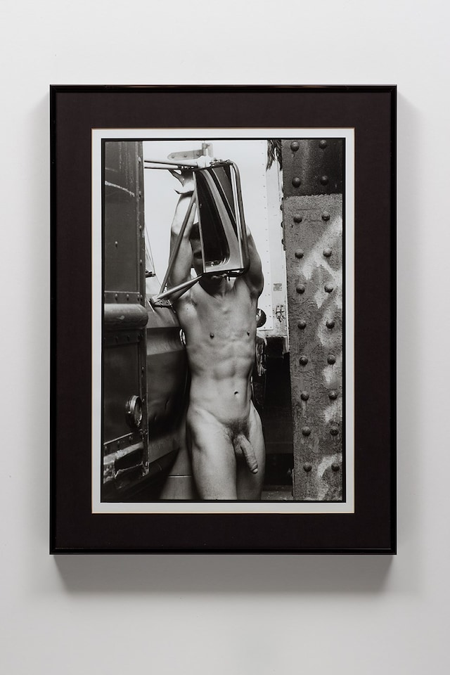 Stanley Stellar, Man at the Trucks, NYC (1988, 1988) 8