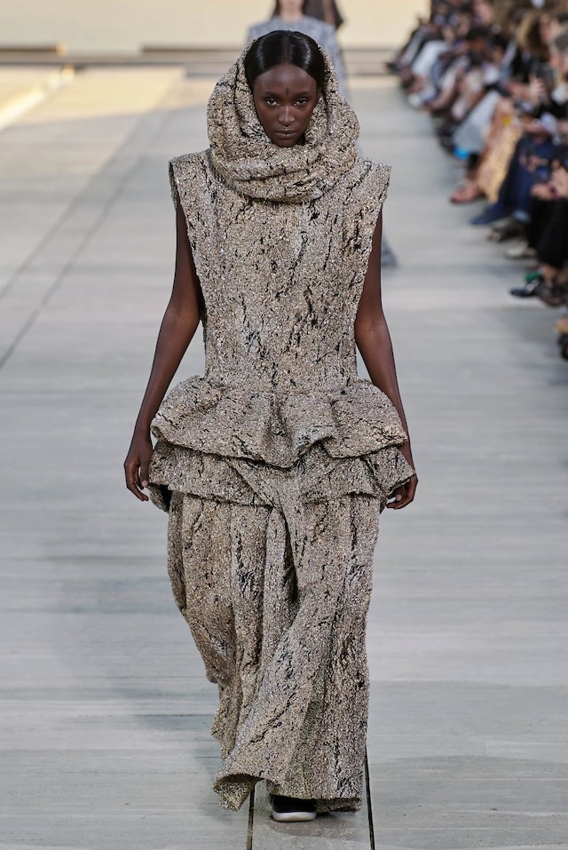 Louis Vuitton Cruise 2022 0