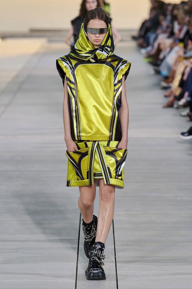 Louis Vuitton Cruise 2022 9