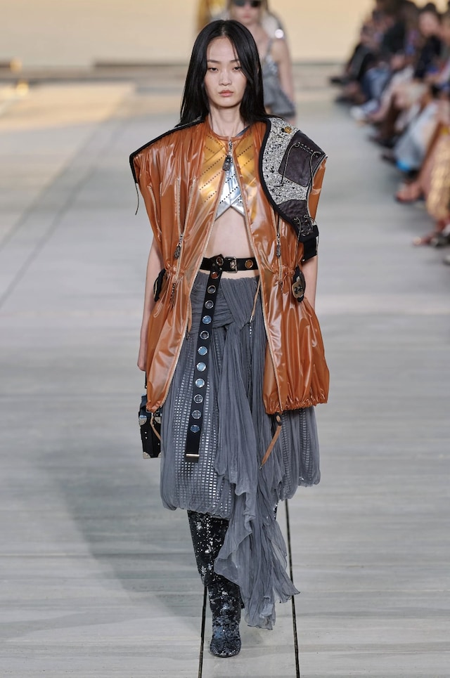 Louis Vuitton Cruise 2022 11